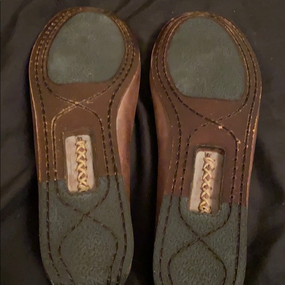 Frye brown moccasins size 8.5 - Picture 4 of 4
